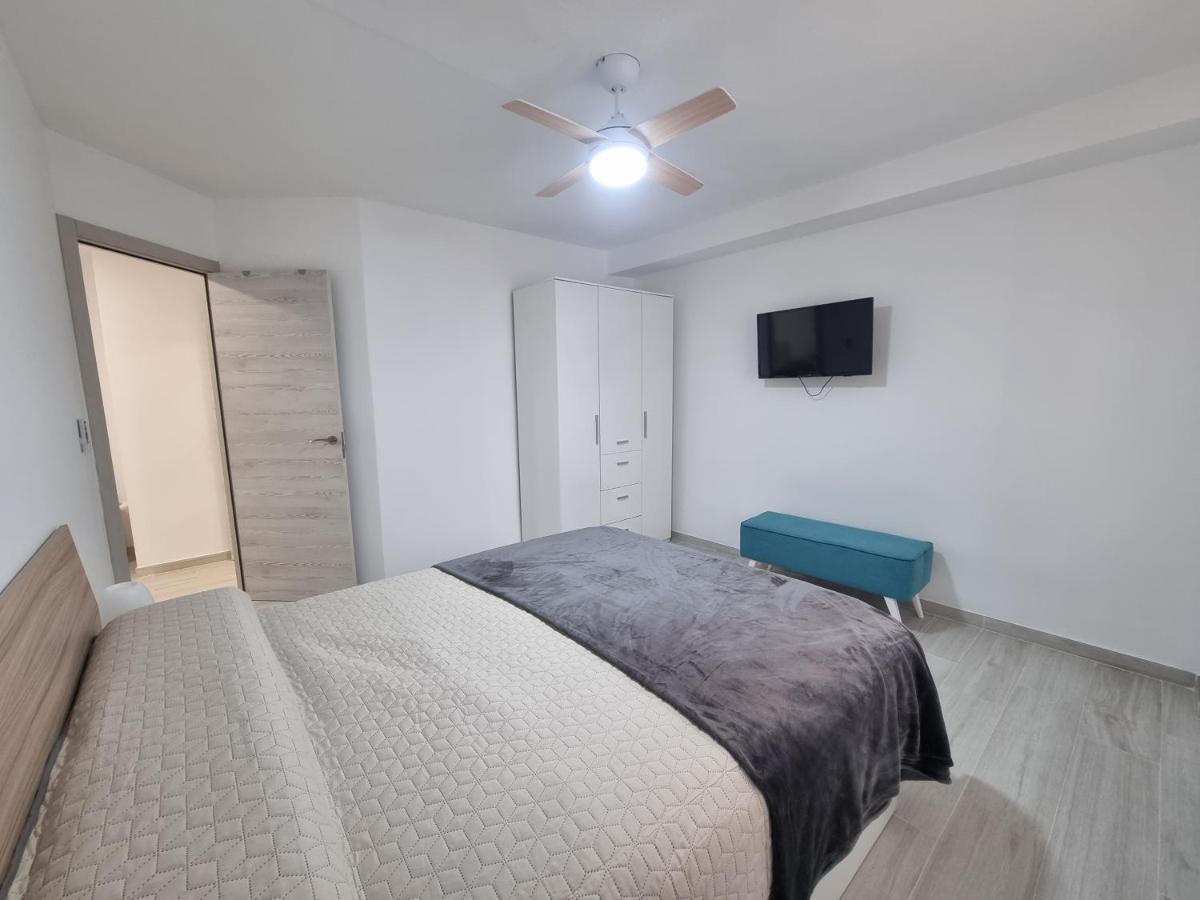 Apartamentos En Denia Frente Al Puerto! מראה חיצוני תמונה