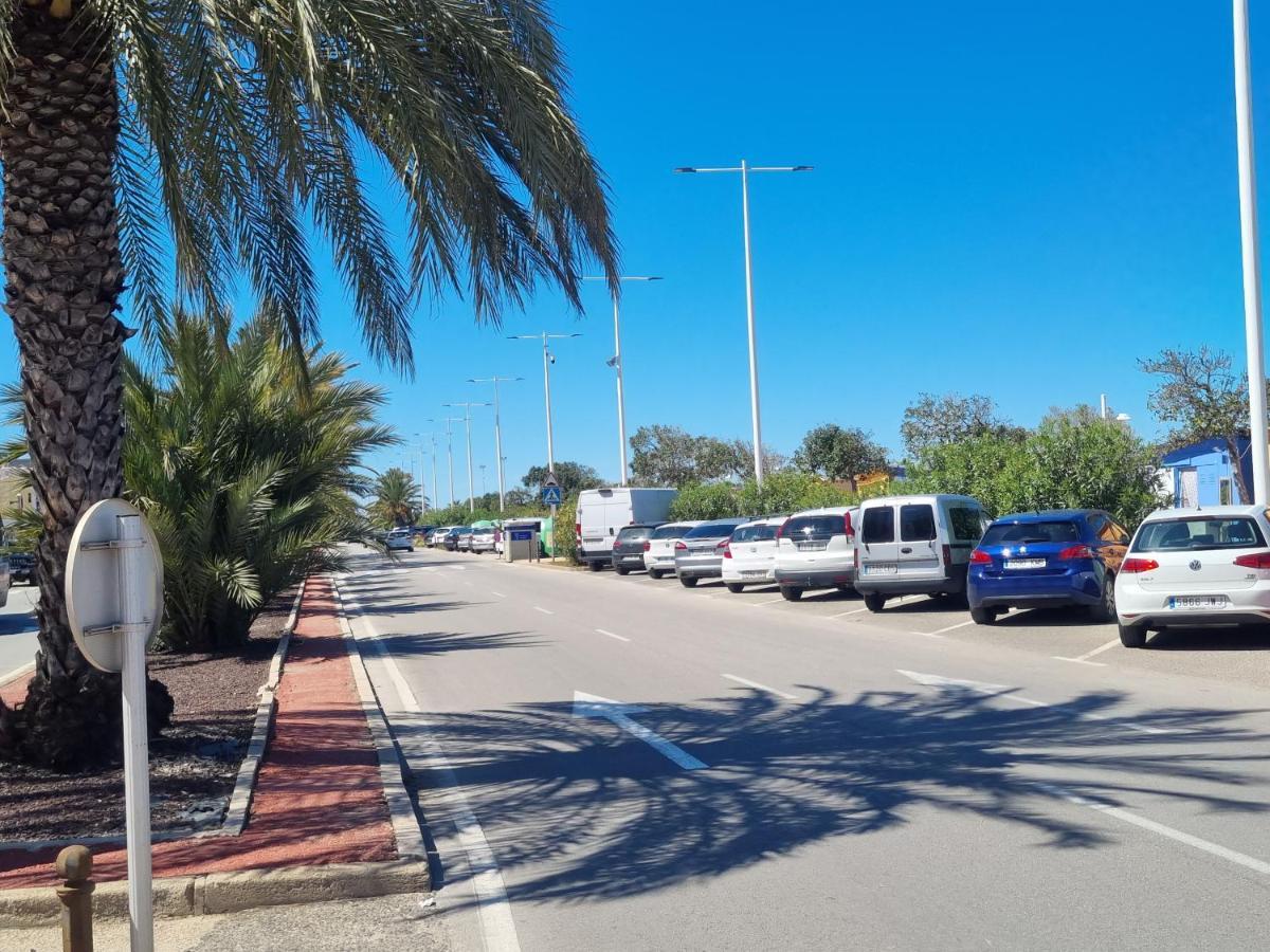 Apartamentos En Denia Frente Al Puerto! מראה חיצוני תמונה