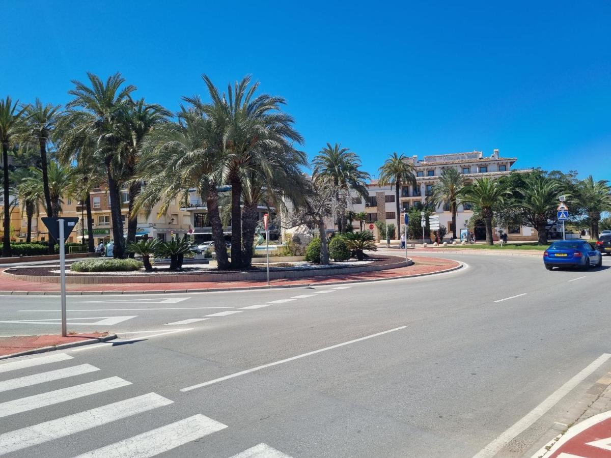 Apartamentos En Denia Frente Al Puerto! מראה חיצוני תמונה