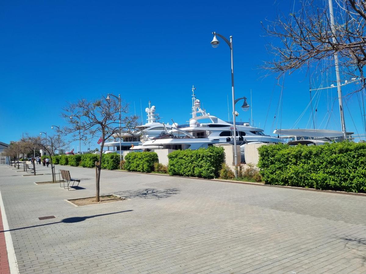 Apartamentos En Denia Frente Al Puerto! מראה חיצוני תמונה