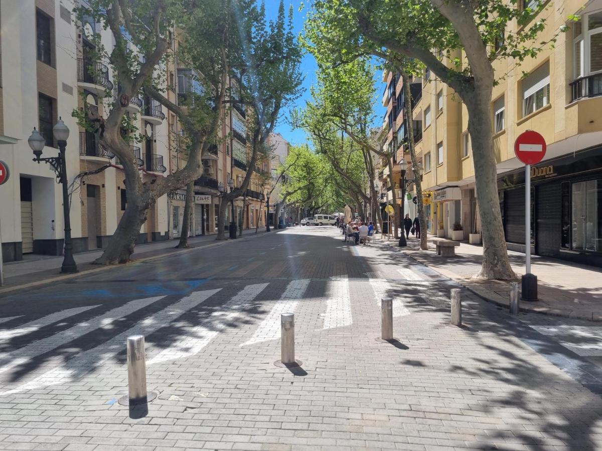 Apartamentos En Denia Frente Al Puerto! מראה חיצוני תמונה